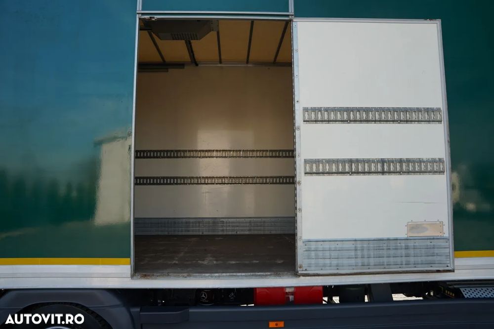 Mercedes-Benz ATEGO 1324 / CONTAINER - 7,5 M / 4x2 / DHOLLANDIA LIFT / UȘI LATERALE / EURO 6 - 27