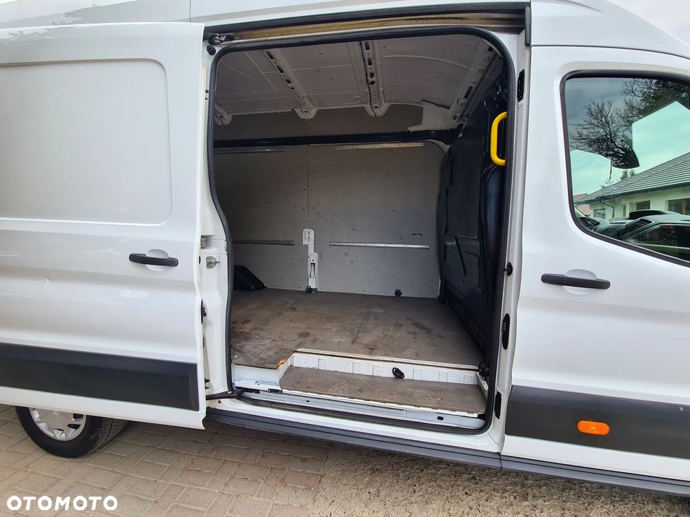 Ford Transit - 16