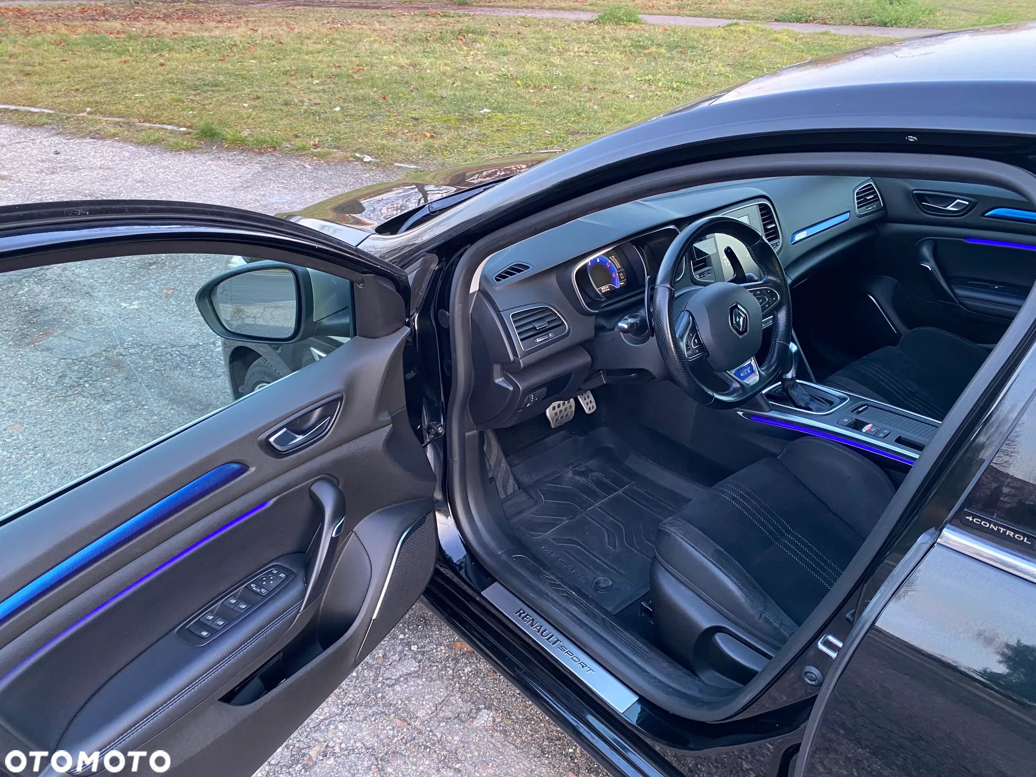 Renault Megane ENERGY dCi 165 EDC GT - 10