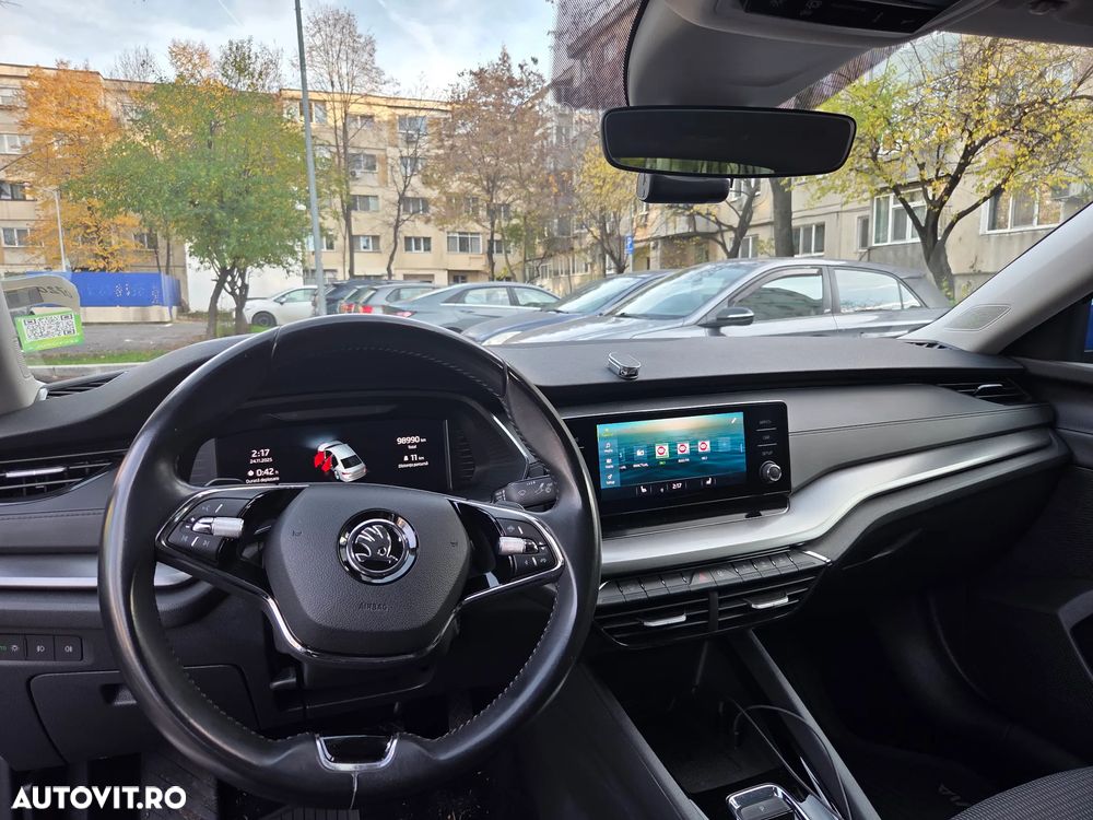 Skoda Octavia 2.0 TDI DSG Ambition - 26