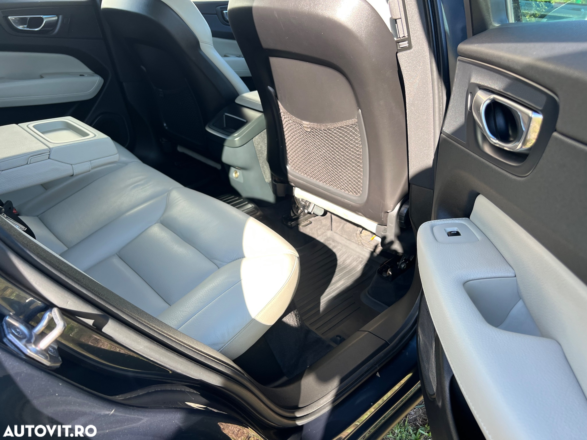 Volvo XC 60 D4 AWD Geartronic Inscription - 14
