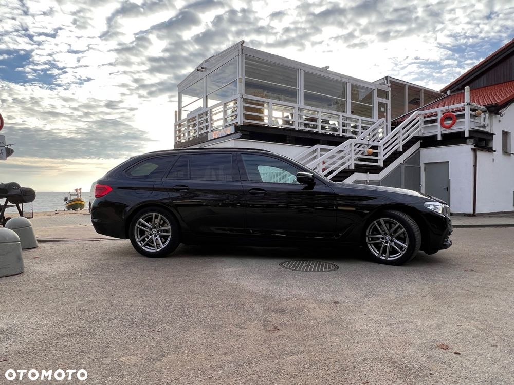 BMW Seria 5 520d M Sport Edition - 2
