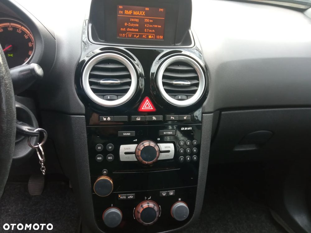 Opel Corsa 1.4 16V Energy - 16