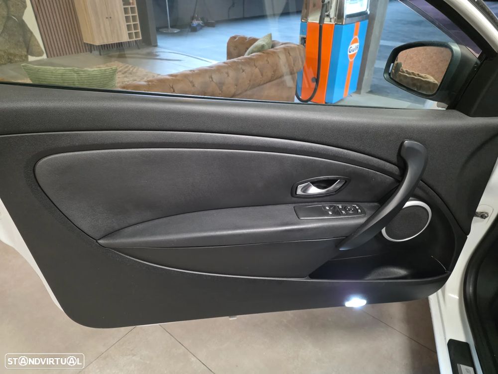 Renault Mégane Coupe 1.5 dCi Dynamique S - 11