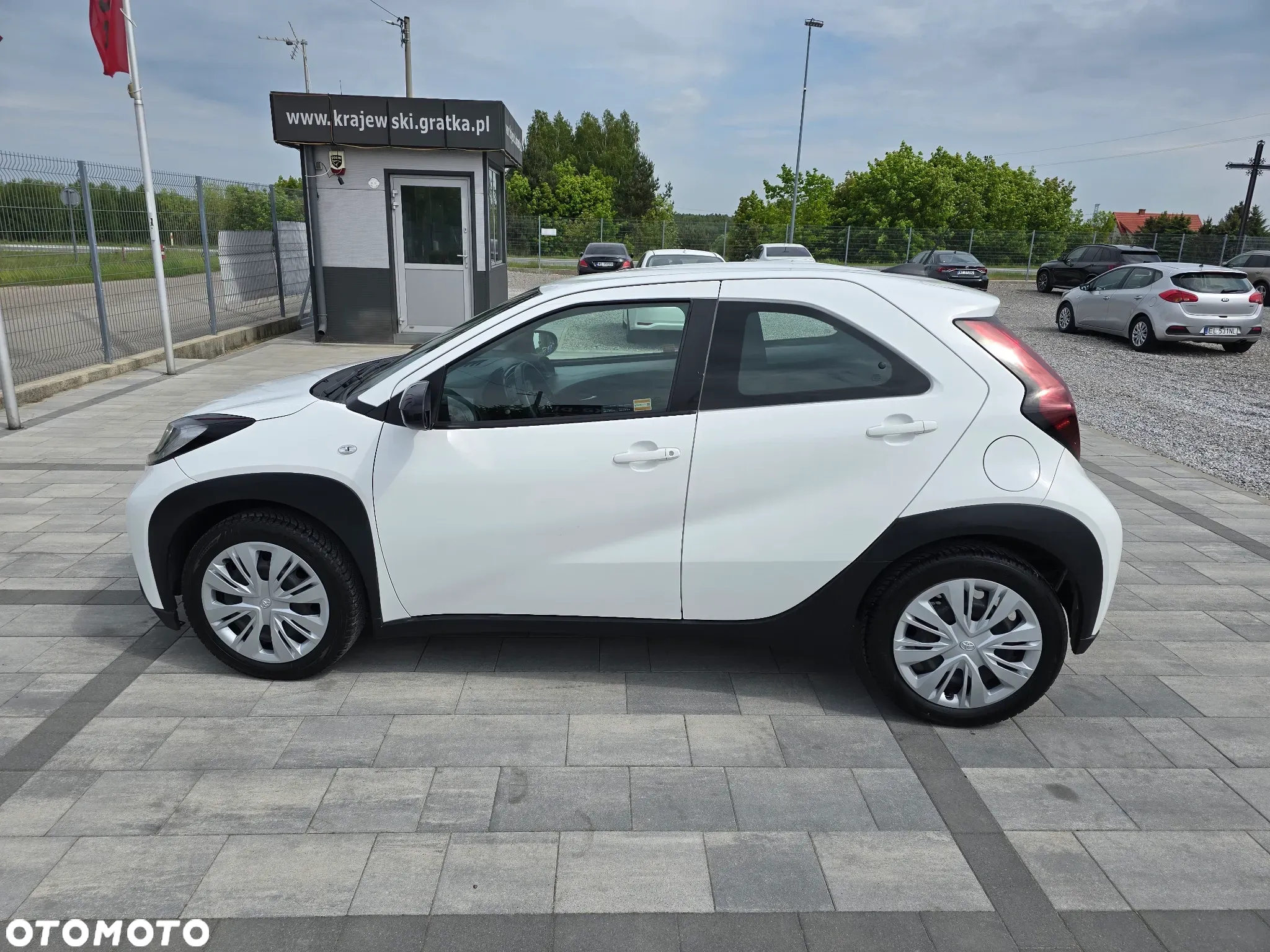 Toyota Aygo X 1.0 VVT-i Comfort CVT - 8