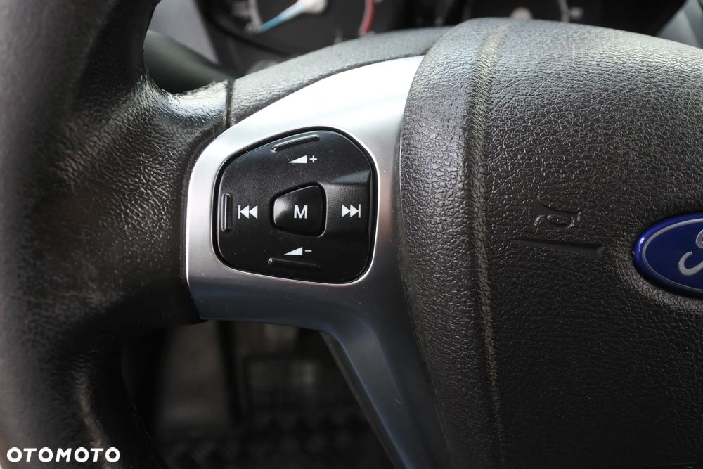 Ford TRANSIT COURIER - 15