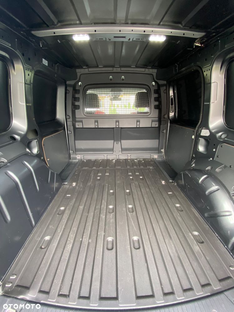 Volkswagen Caddy - 19