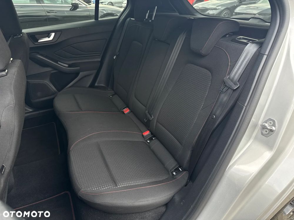Ford Focus - 16