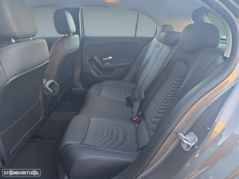 Mercedes-Benz A 180 - 16