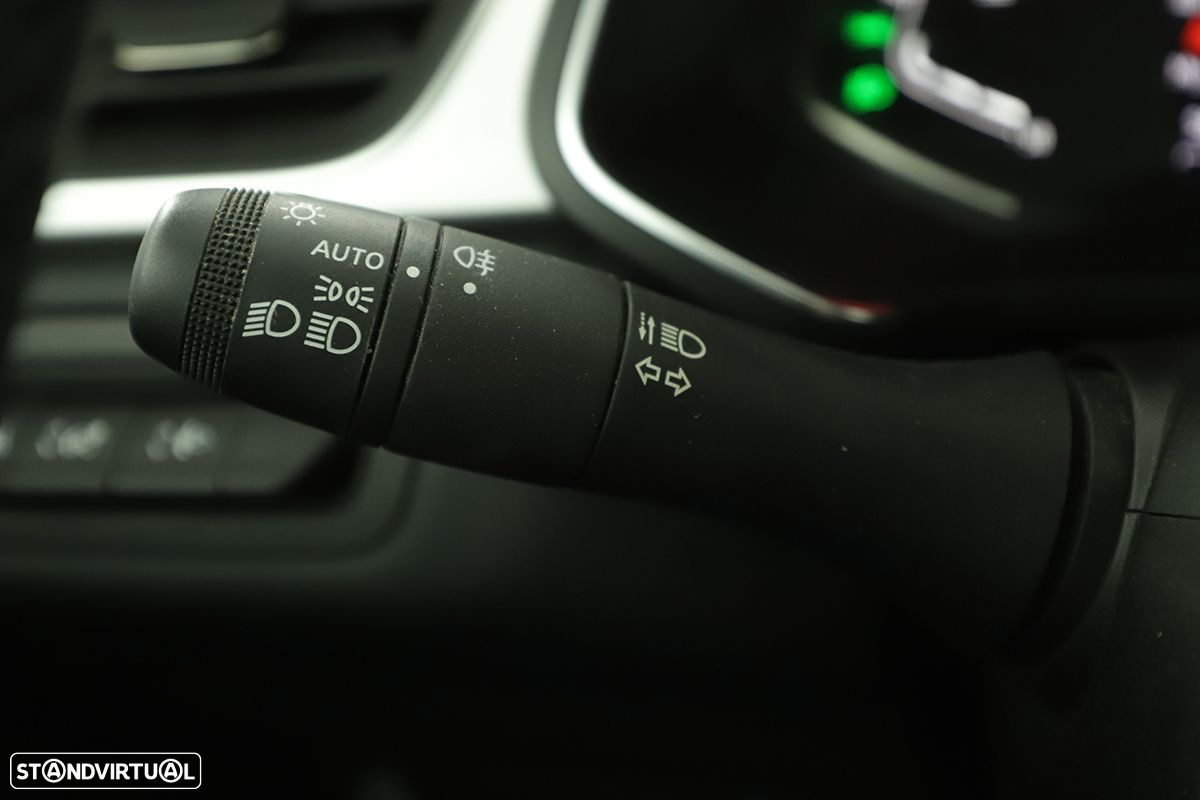 Renault Captur 1.0 TCe Techno Bi-Fuel - 16