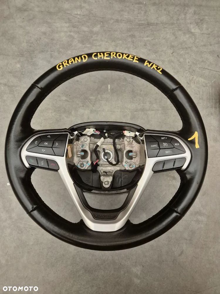 KIEROWNICA JEEP GRAND CHEROKEE WK2 - 2