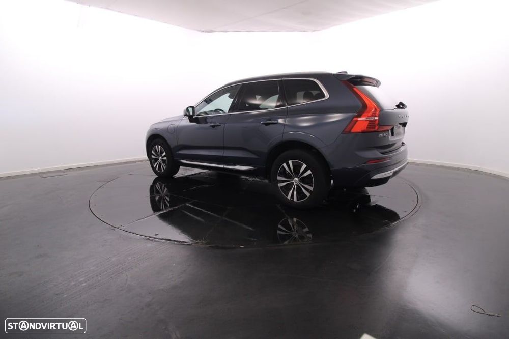 Volvo XC 60 2.0 T6 PHEV Inscription AWD - 4