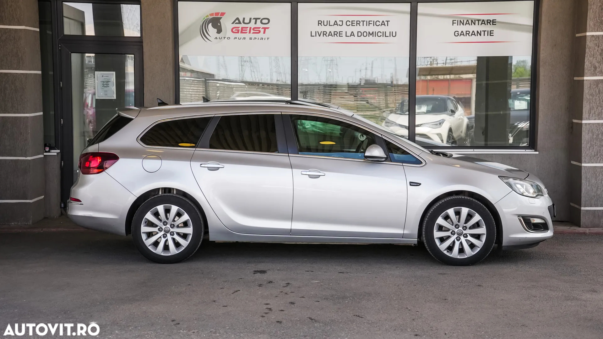 Opel Astra 1.7 CDTI Cosmo - 3