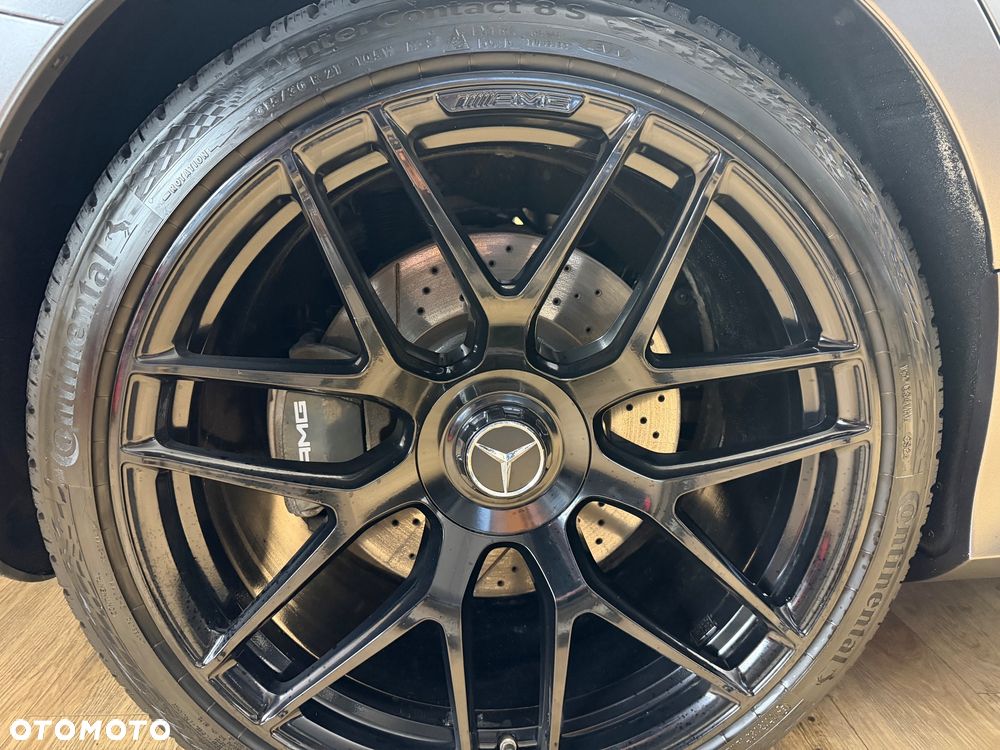 Mercedes-Benz AMG GT 43 4-Matic+ - 3
