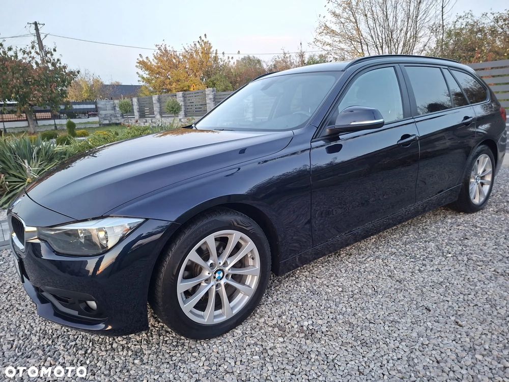 BMW Seria 3 318d Luxury Line - 20