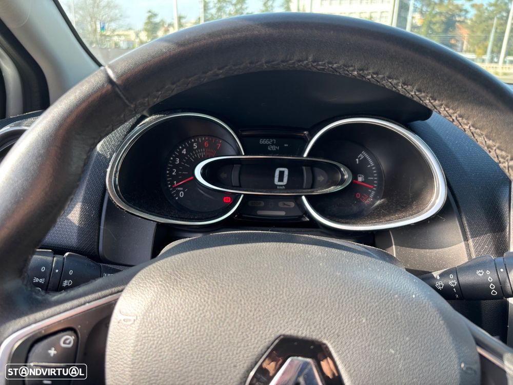 Renault Clio 0.9 TCe Limited Bi-Fuel - 13