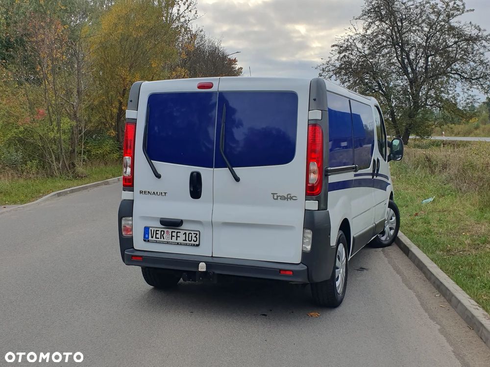 Renault TRAFIC - 11