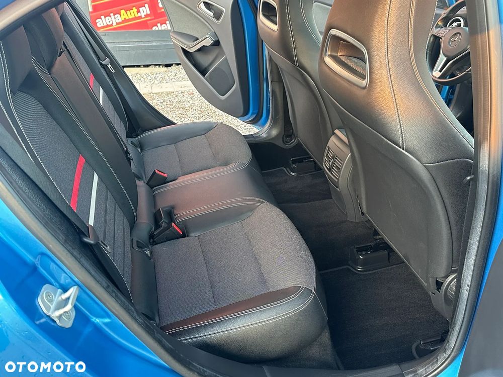 Mercedes-Benz Klasa A 180 BlueEfficiency Edition - 9