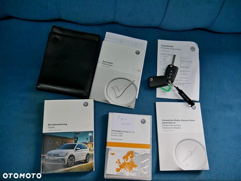 Volkswagen Tiguan - 32