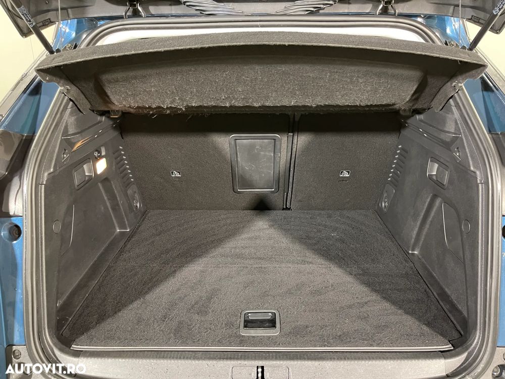 Peugeot 3008 Plug-In Hybrid 225 e-EAT8 Allure Pack - 11