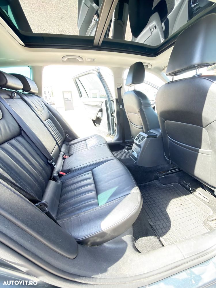 Skoda Octavia 2.0 TDI DSG Style - 7