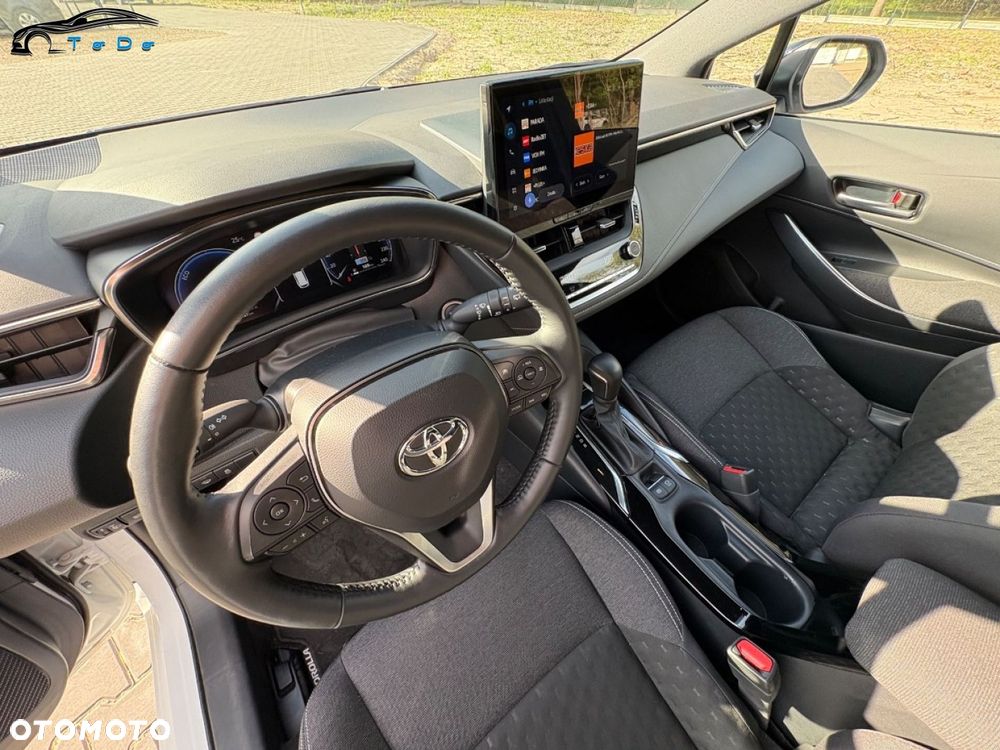 Toyota Corolla 1.8 Business Edition - 26