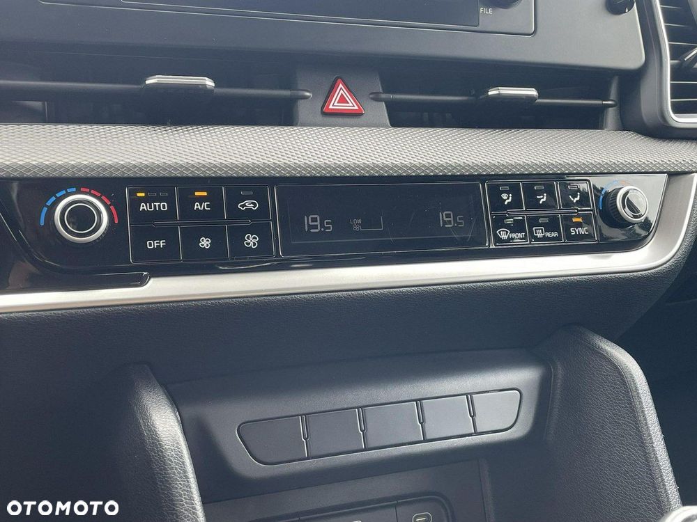 Kia Sportage - 25