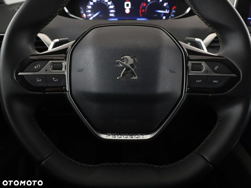 Peugeot 3008 1.2 PureTech Allure S&S EAT8 - 22