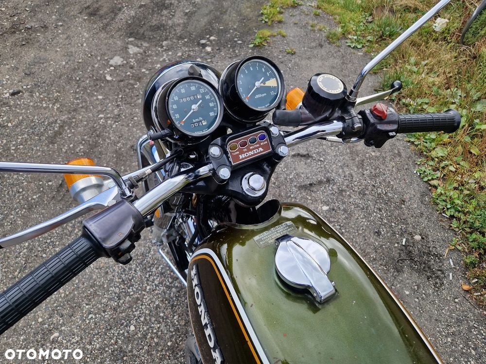 Honda CB - 4