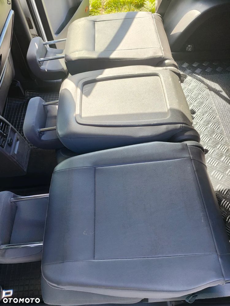Volkswagen Touran 1.6 TDI DPF Comfortline - 25