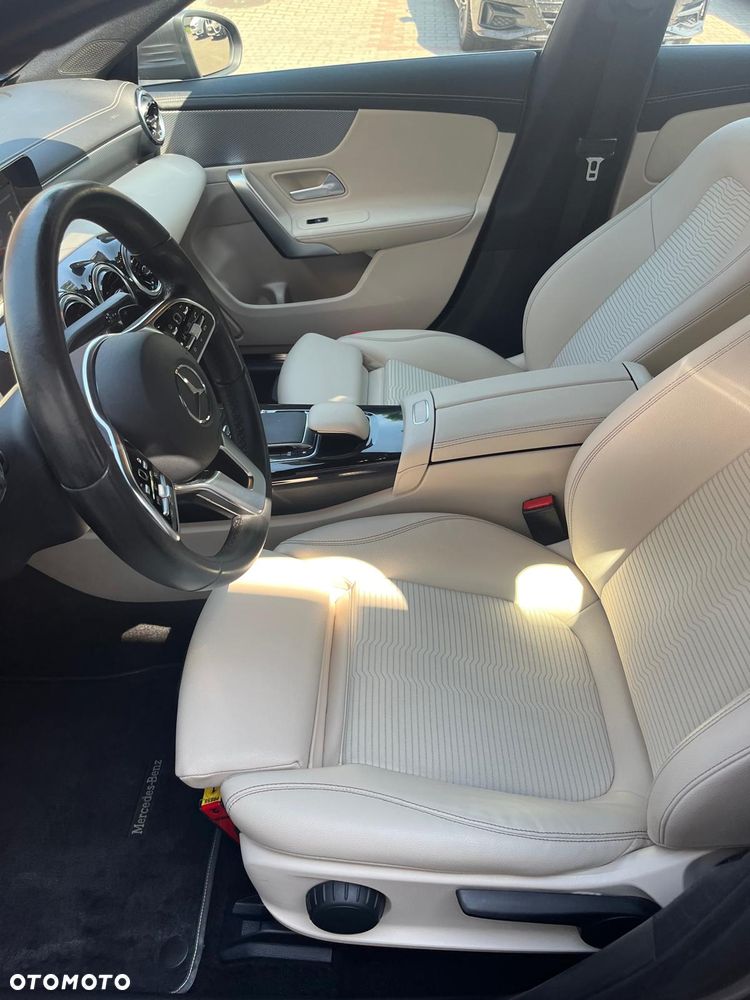 Mercedes-Benz CLA 200 Edition 1 7G-DCT - 6
