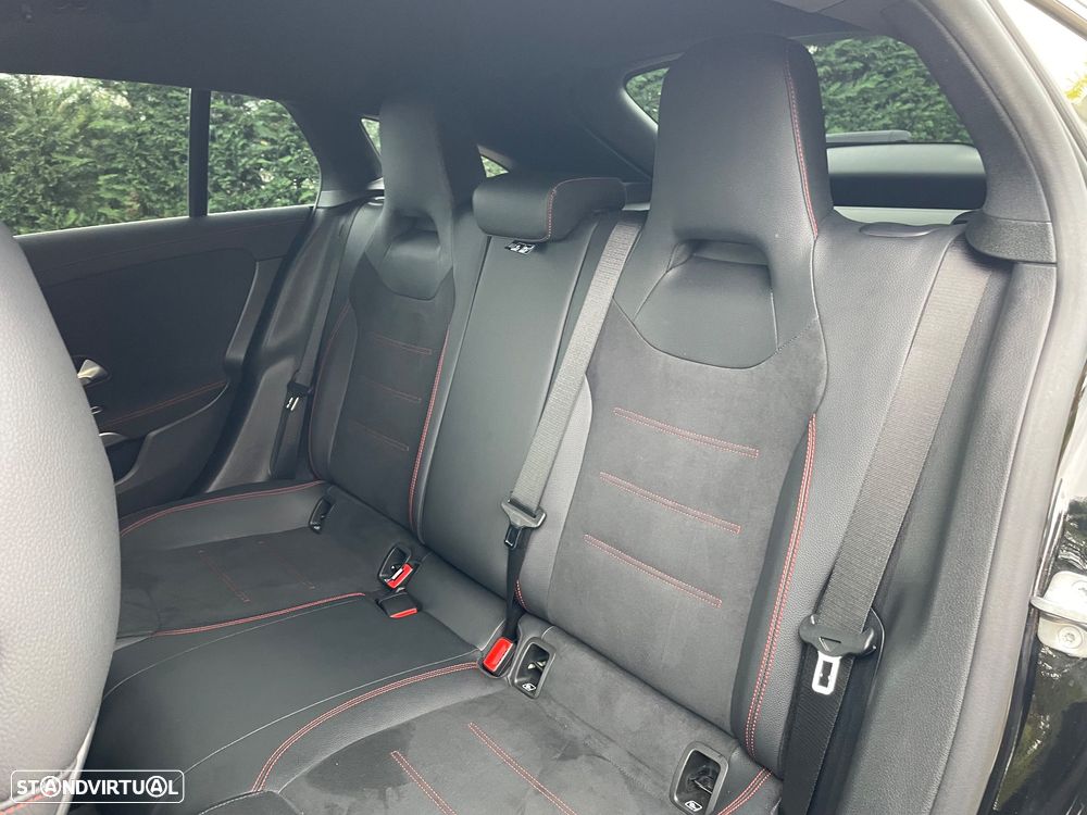 Mercedes-Benz CLA 250 e Shooting Brake 8G-DCT AMG Line - 34