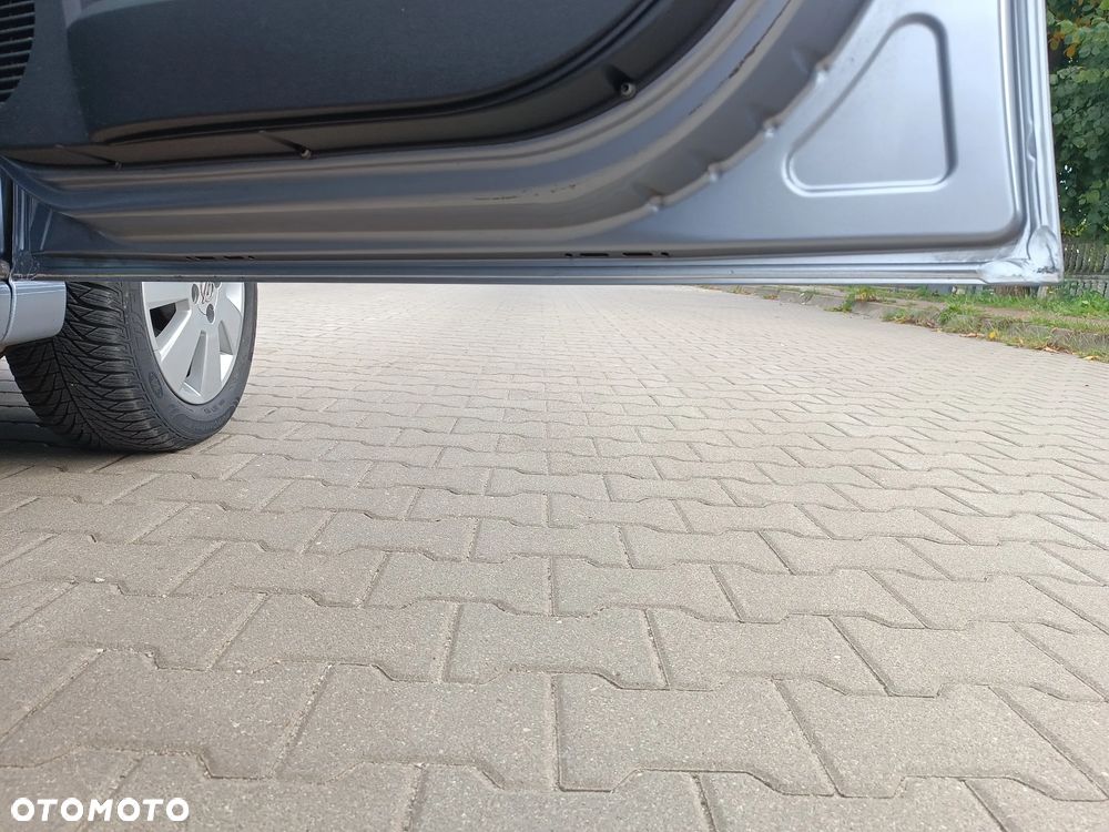 Opel Meriva 1.6 (Essentia) - 19