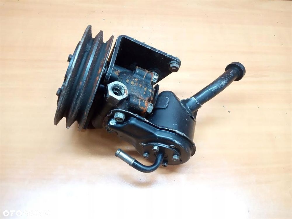 POMPA WSPOMAGANIA MAZDA 626 IV GE 2.0 D - 4