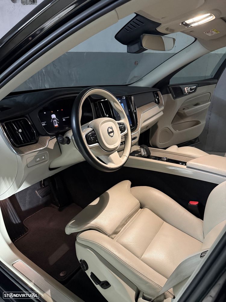 Volvo XC 60 2.0 T6 PHEV Inscription AWD - 9