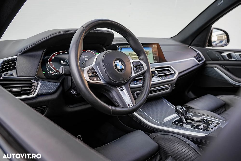 BMW X5 xDrive45e - 12