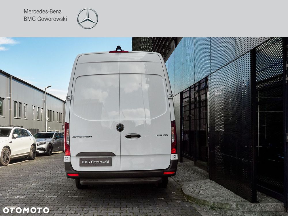 Mercedes-Benz Sprinter - 5
