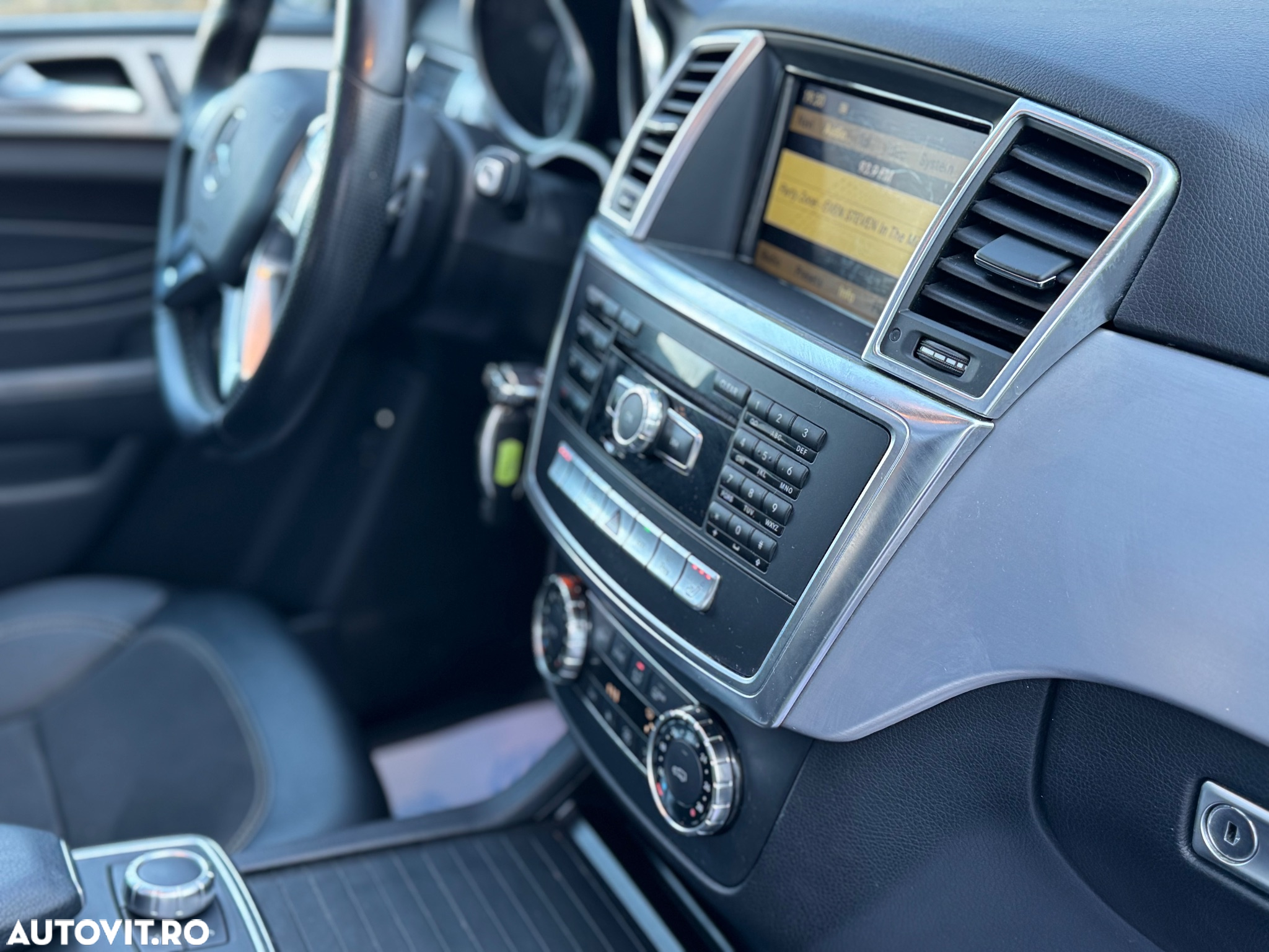 Mercedes-Benz ML 250 BlueTec 4MATIC Aut - 9