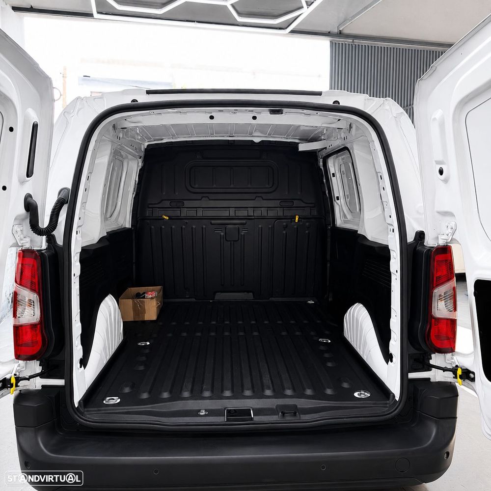 Opel COMBO L1H1 ENJOY - 4
