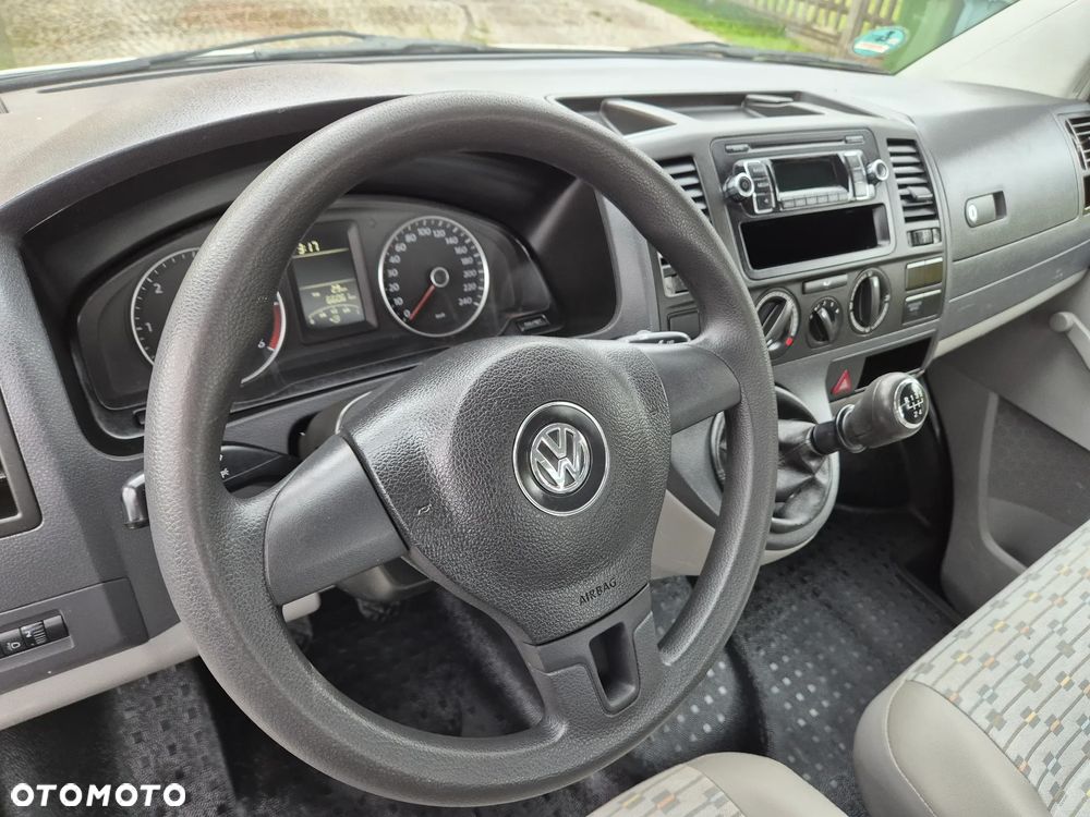 Volkswagen T5 kilka sztuk - 18
