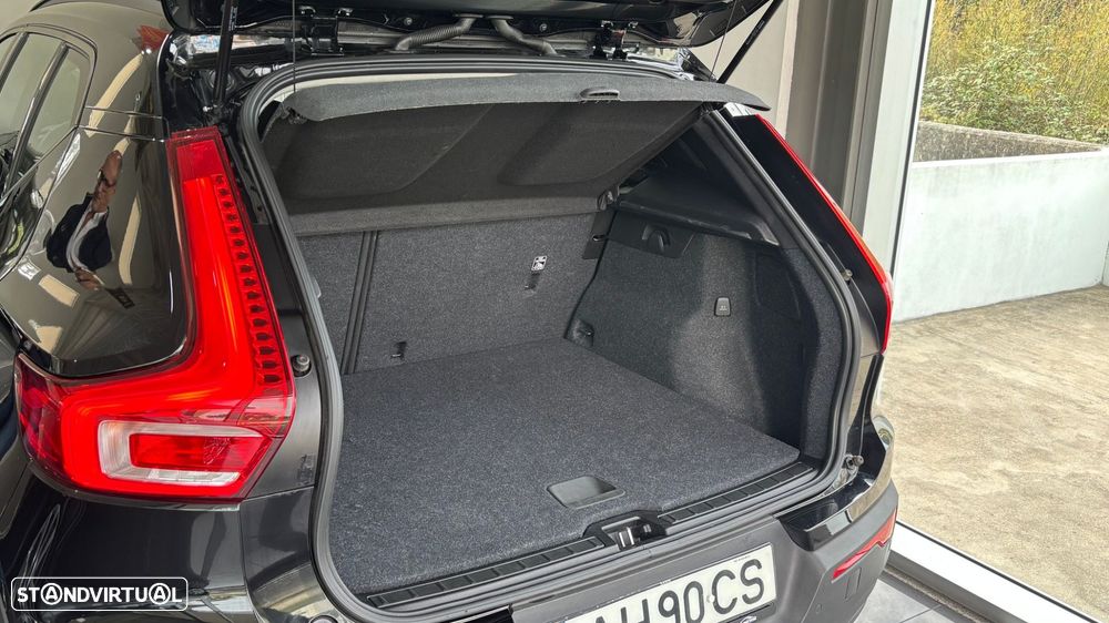 Volvo XC 40 1.5 T2 Momentum Core - 6