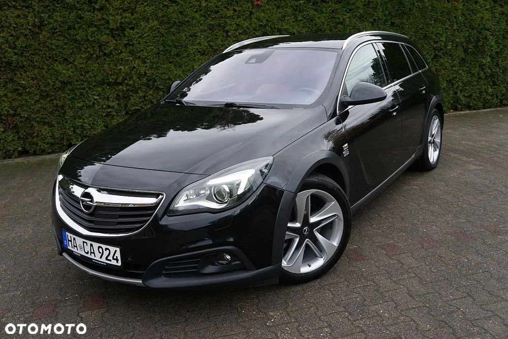 Opel Insignia 2.0 Bi Turbo CDTI 4x4 Country Tourer - 2