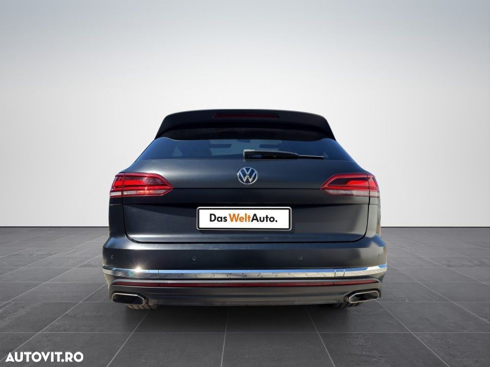 Volkswagen Touareg - 10