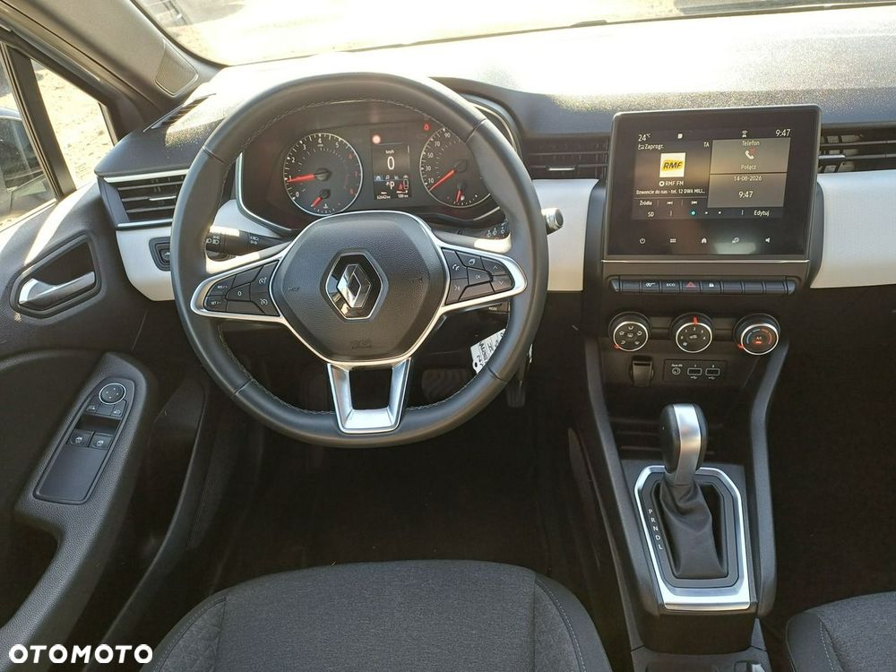 Renault Clio - 22