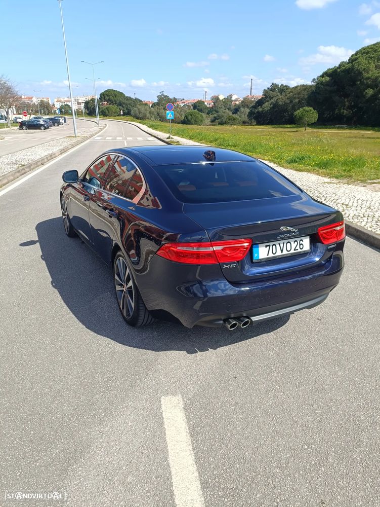 Jaguar XE 20d Aut. Portfolio - 24
