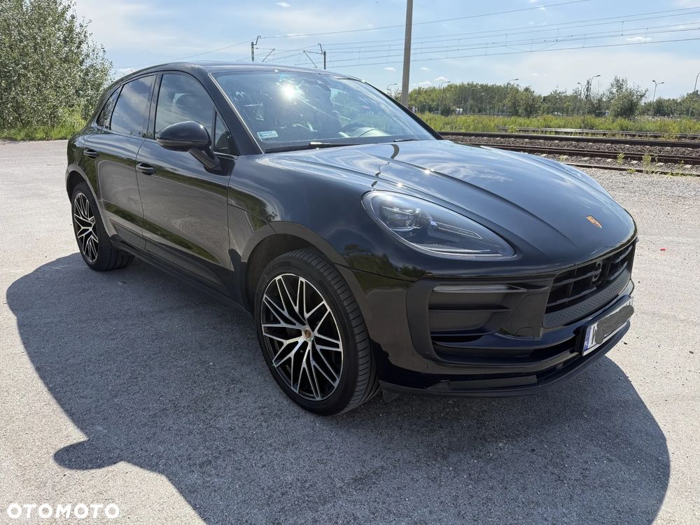 Porsche Macan Standard - 1