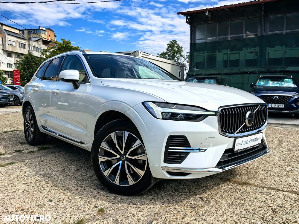 Volvo XC 60 T8 AWD Recharge Geartronic Inscription Expression - 2