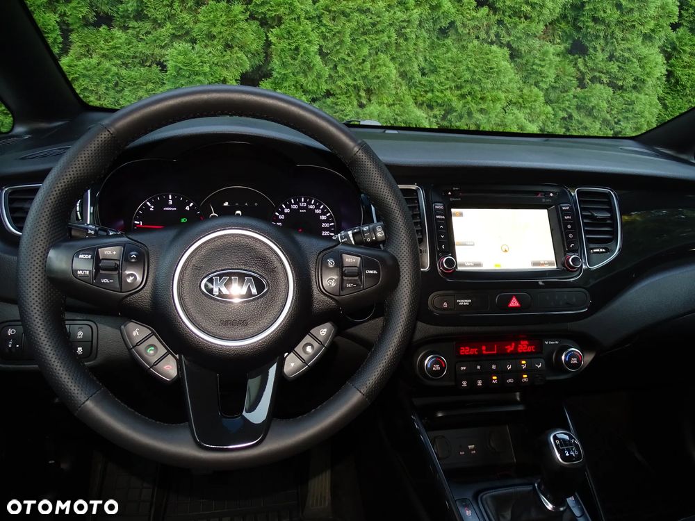 Kia Carens 1.7 CRDi Business Line 7os - 19