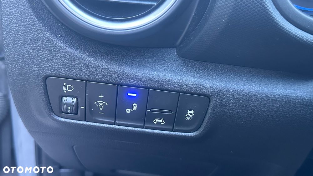 Hyundai Kona 1.6 T-GDI Premium DCT - 22