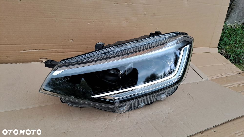 VW TAIGO 2021+ LEWA LAMPA LED IQ LIGHT 2G7941035A UŻYWANA - 2